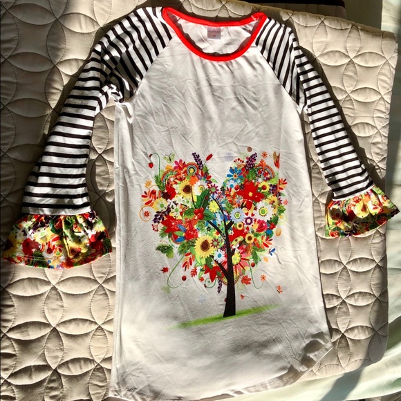 ‼️ SOLD ‼️ Heart Tree Ruffle-Sleeve Raglan Tunic - Picture 5 of 8